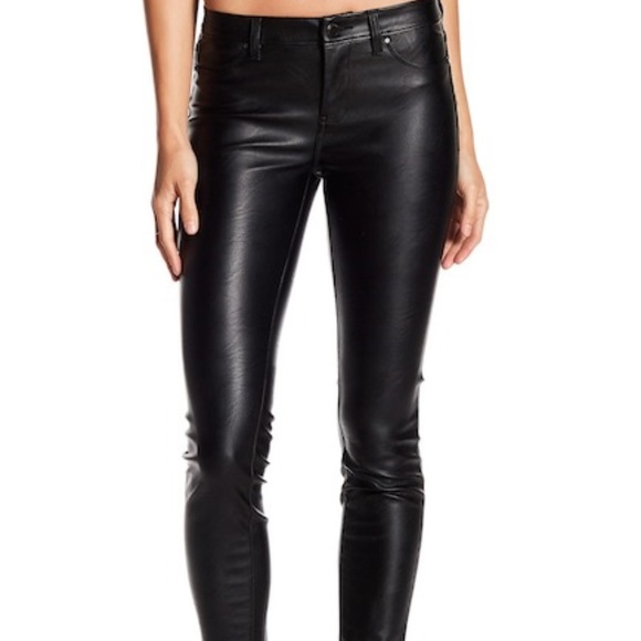 BLANKNYC Damen Jacke Aus Veganem Leder – Mit Hohem Kragen, Reißverschluss – Urbaner Style, Von Hand Waschbar